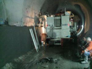 Sliding-Mould Concrete Laying